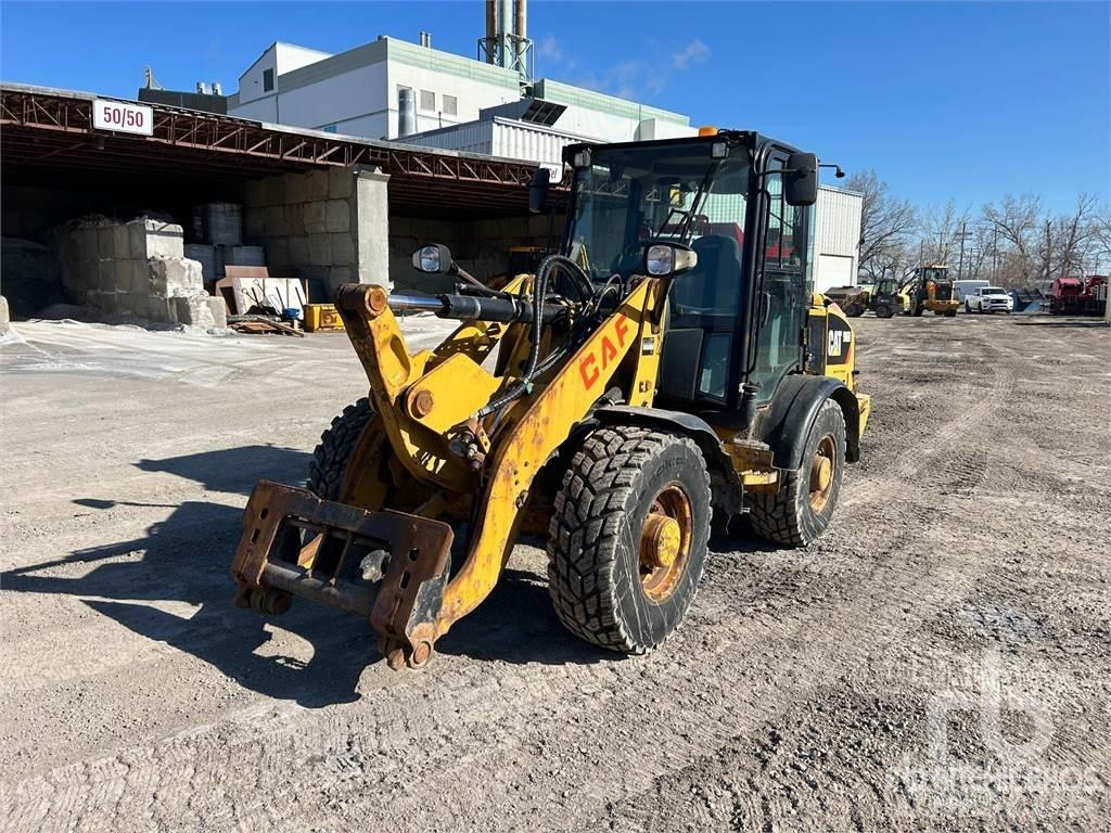 CAT 906M Radlader