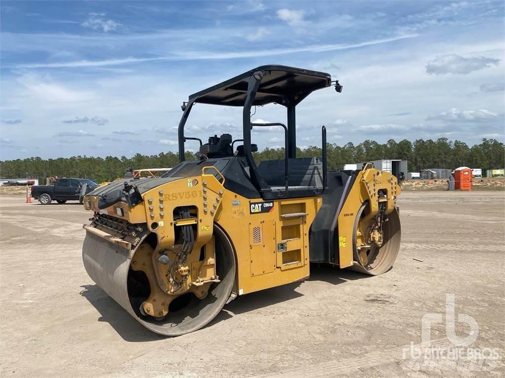 CAT CB64B Tandemwalzen