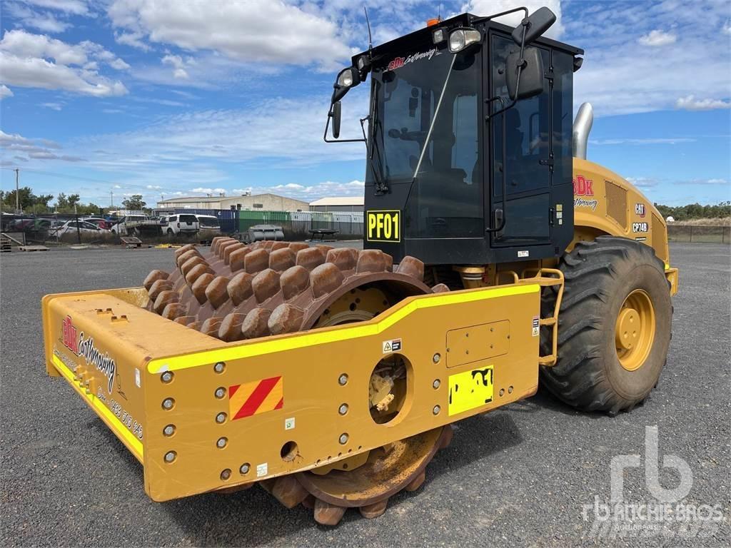 CAT CP74B Müllverdichter