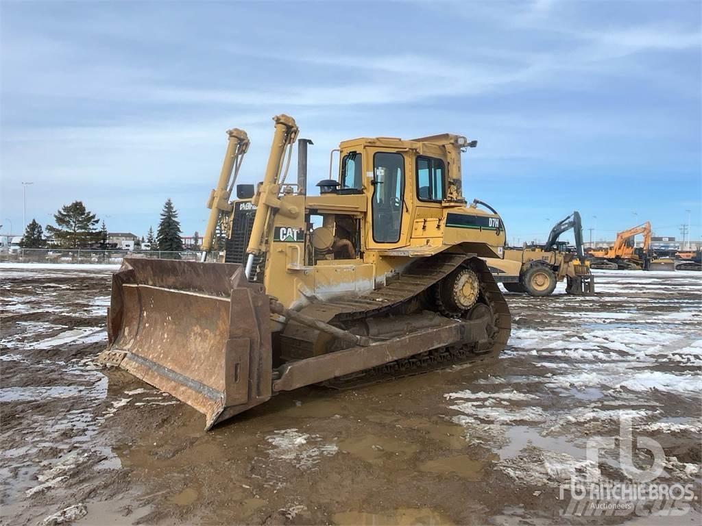 CAT D7H Bulldozer