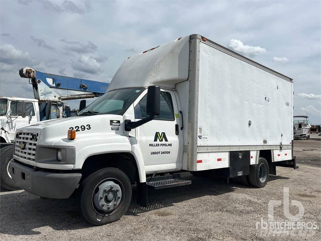 Chevrolet C5500 Saug- und Druckwagen