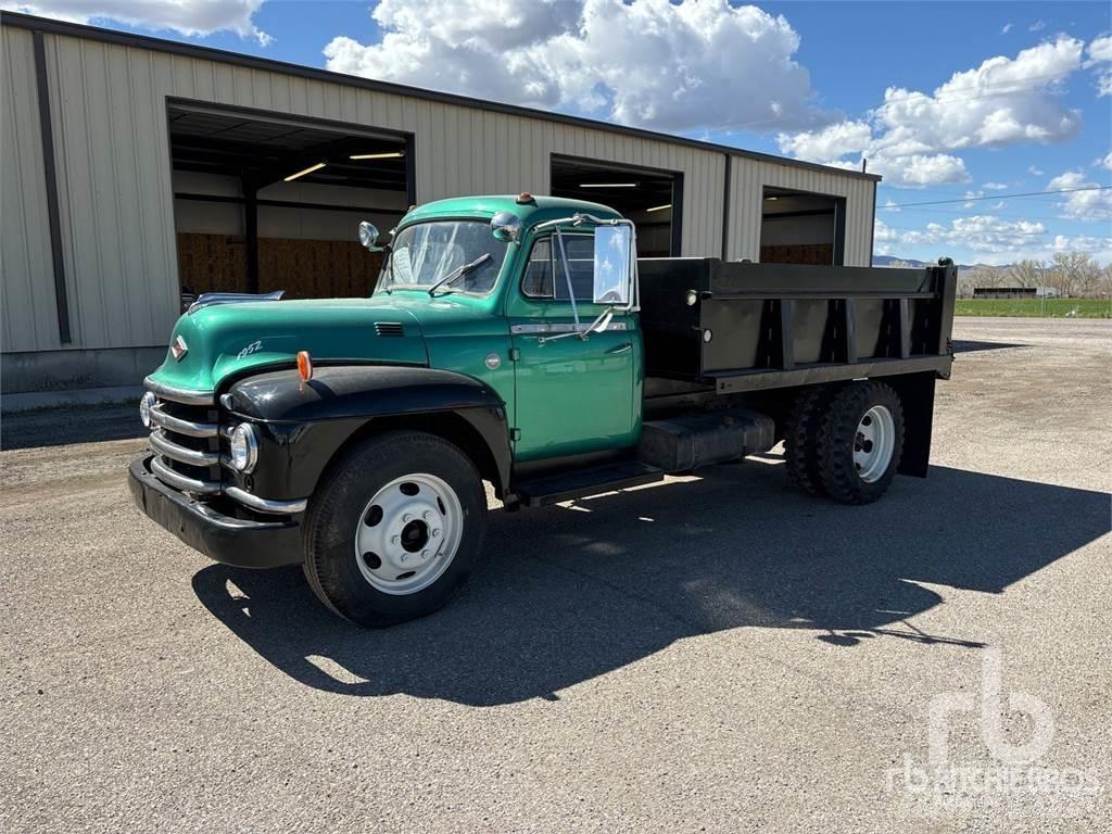 Diamond T322 Kipper