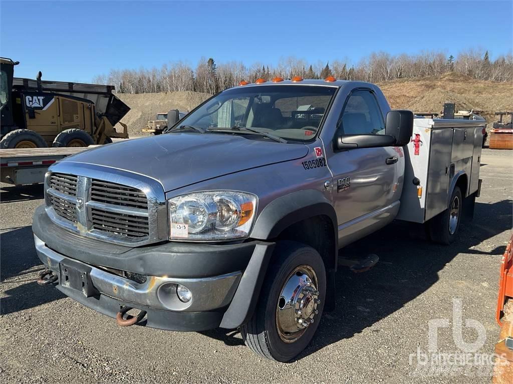 Dodge 4500 Kommunal-Sonderfahrzeuge