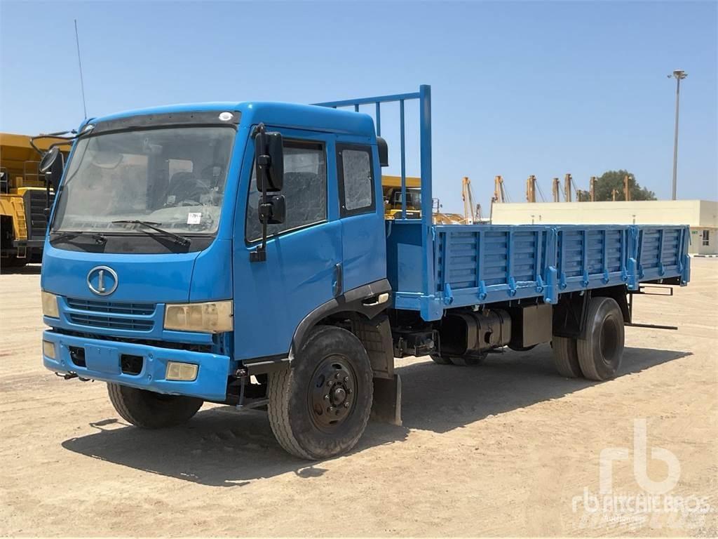 FAW 1120P9K2L3E Pritschenwagen/Pritschenwagen mit Seitenklappe