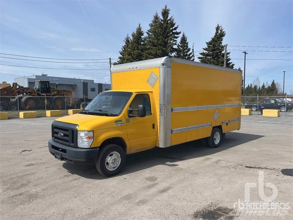 Ford E450 Lieferwagen