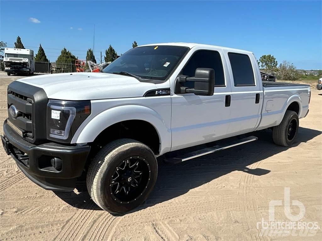 Ford F-250 Pickup/Pritschenwagen