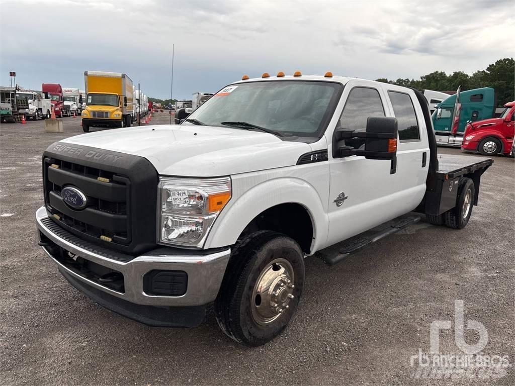 Ford F-350 Pritschenwagen/Pritschenwagen mit Seitenklappe