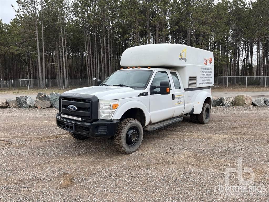 Ford F-350 Pickup/Pritschenwagen