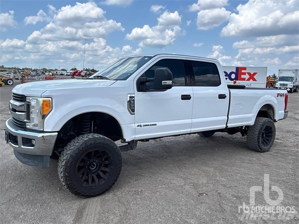 Ford F-350 Pickup/Pritschenwagen