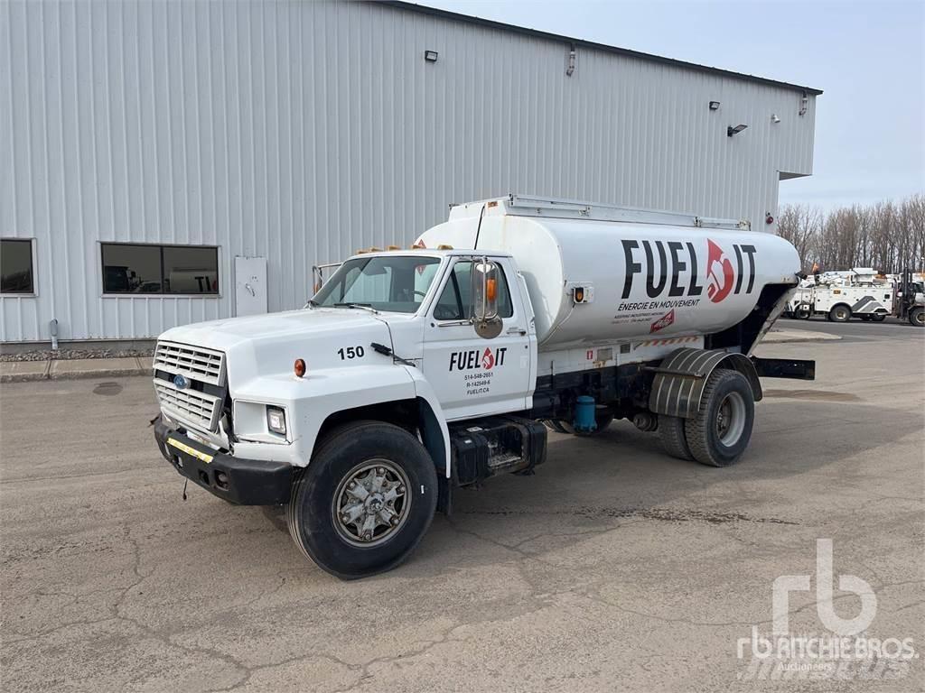 Ford F600 Tankwagen
