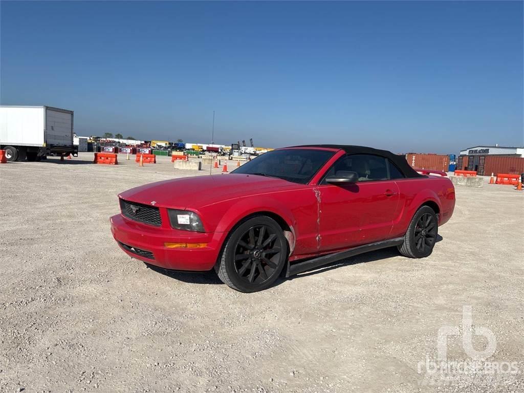 Ford MUSTANG PKWs