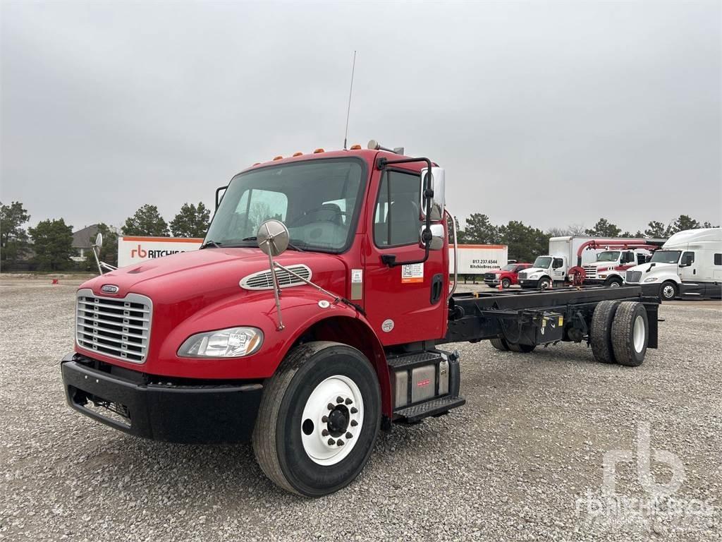 Freightliner M2 Lieferwagen