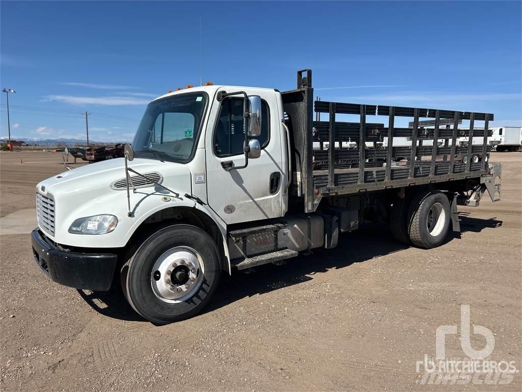 Freightliner M2 Pritschenwagen/Pritschenwagen mit Seitenklappe