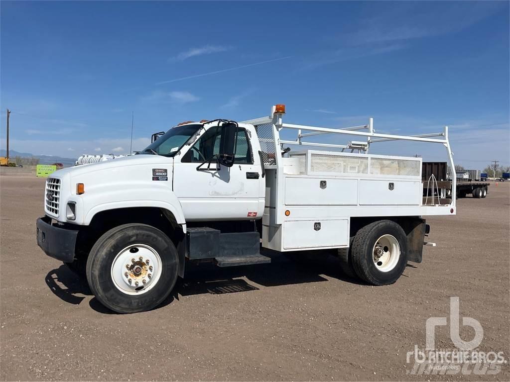 GMC 6500 Pritschenwagen/Pritschenwagen mit Seitenklappe