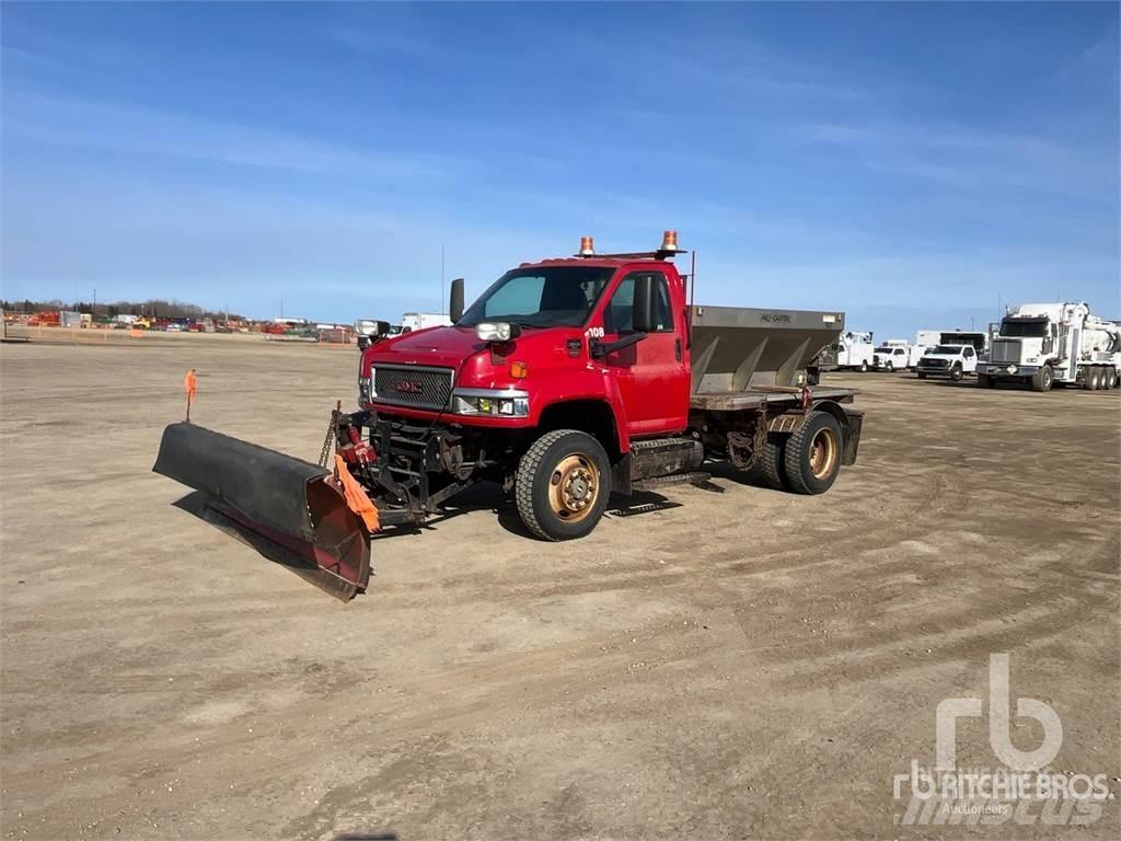 GMC C5500 Schneeschilde und -pflüge