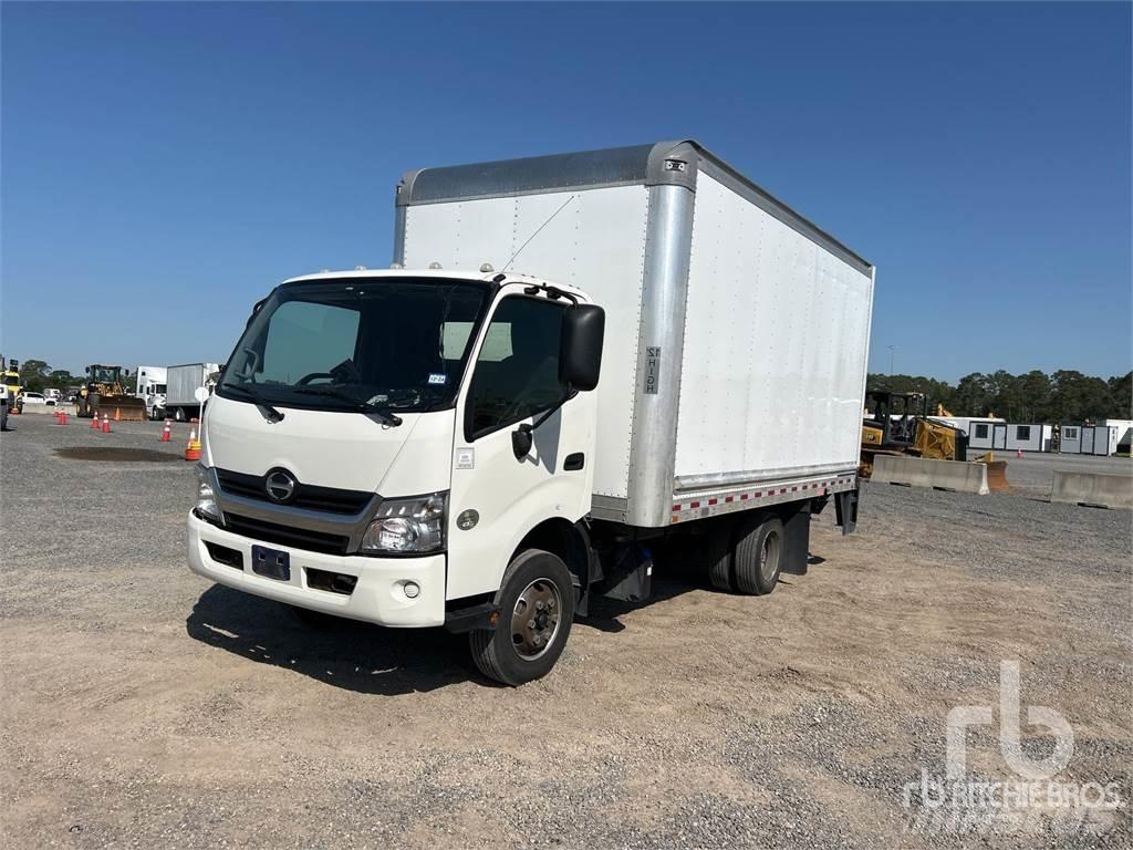 Hino 155 Lieferwagen
