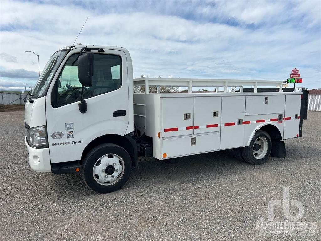 Hino 195 Kommunal-Sonderfahrzeuge