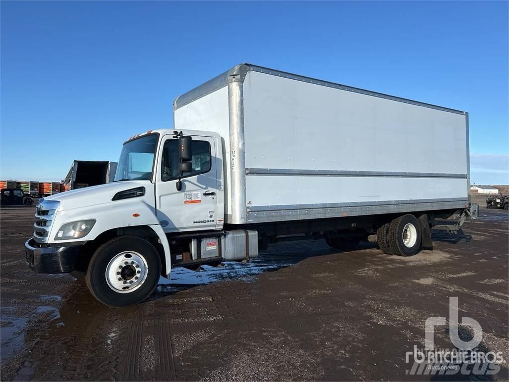 Hino 268 Lieferwagen
