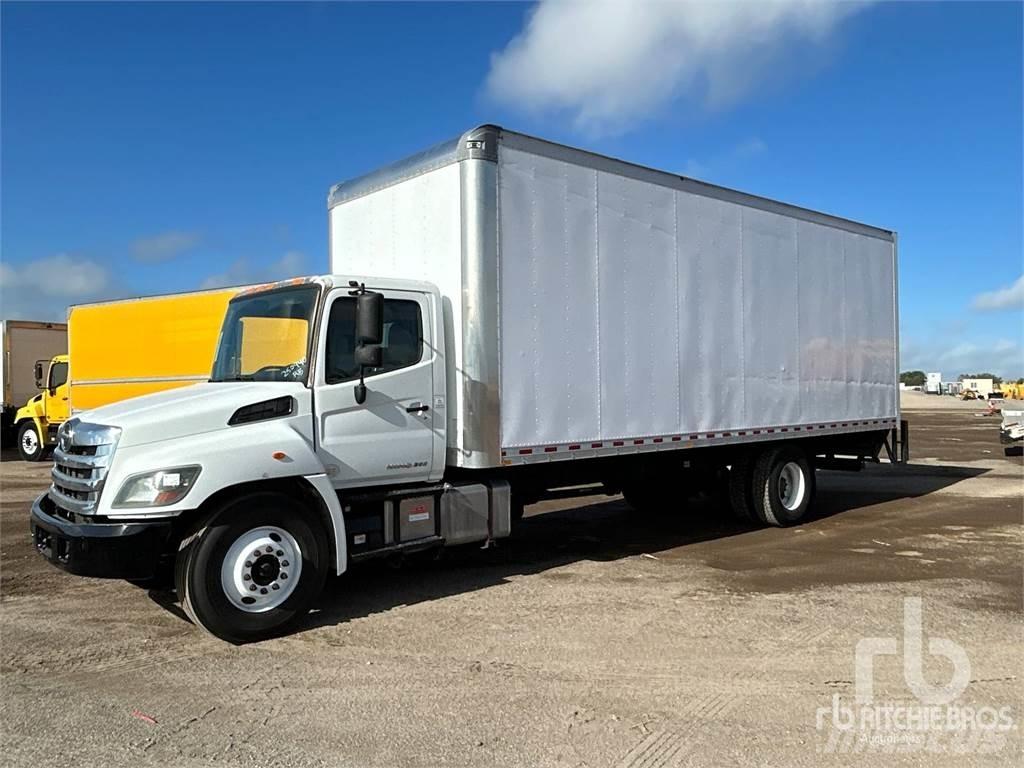 Hino 268 Lieferwagen