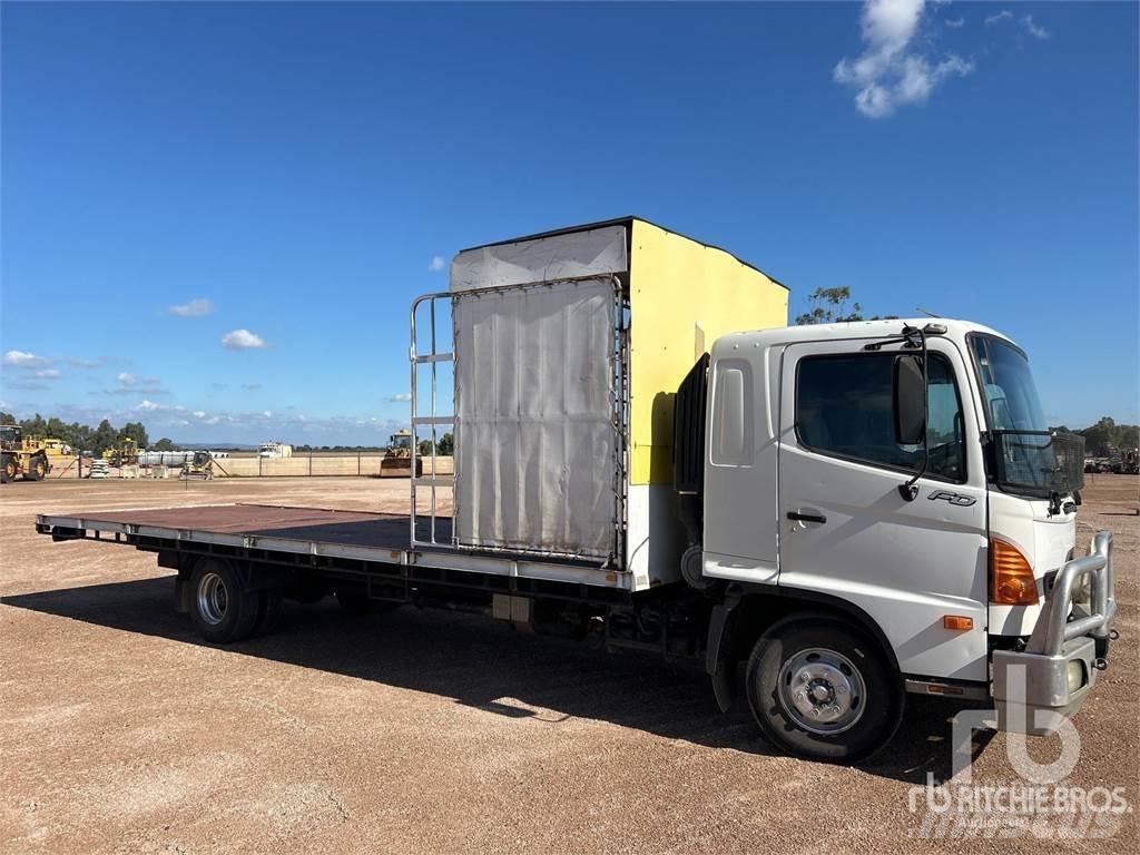 Hino FD1J Pritschenwagen/Pritschenwagen mit Seitenklappe