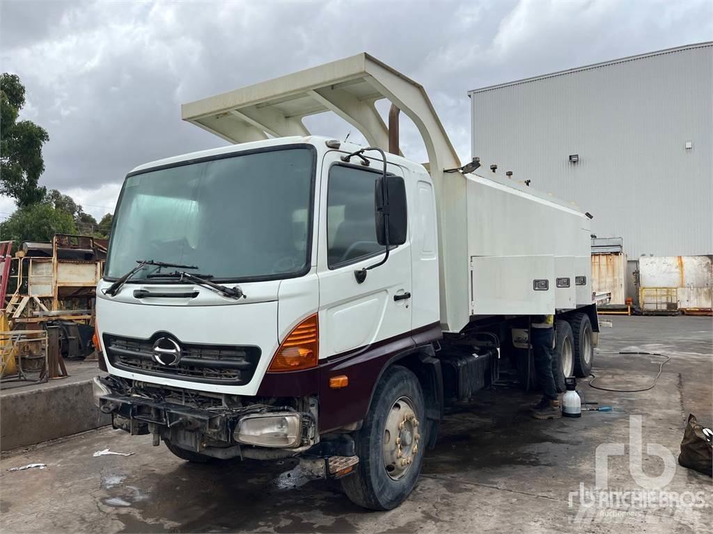 Hino FM1J Kommunal-Sonderfahrzeuge