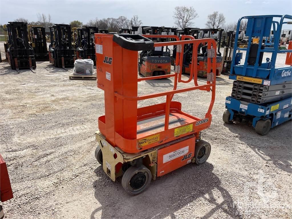 JLG 1230ES Gelenkteleskoparbeitsbühnen