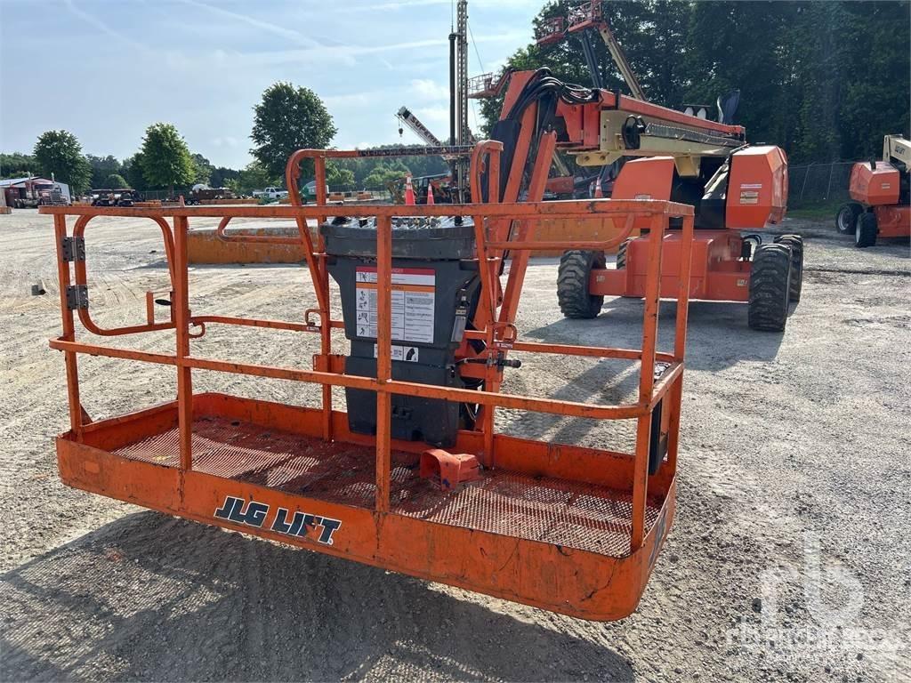JLG 660SJ Gelenkteleskoparbeitsbühnen