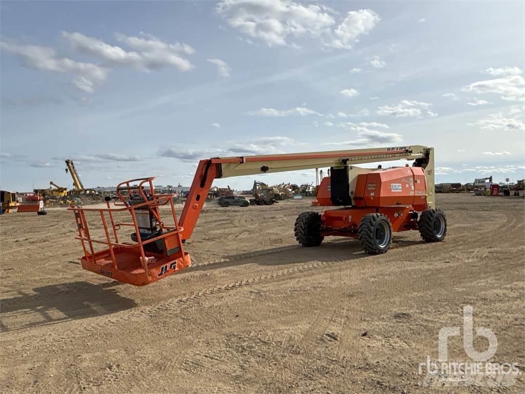 JLG 800A Gelenkteleskoparbeitsbühnen