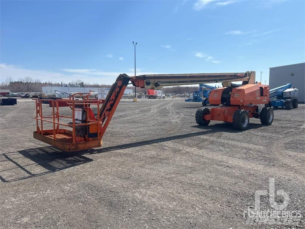 JLG 860SJ Gelenkteleskoparbeitsbühnen