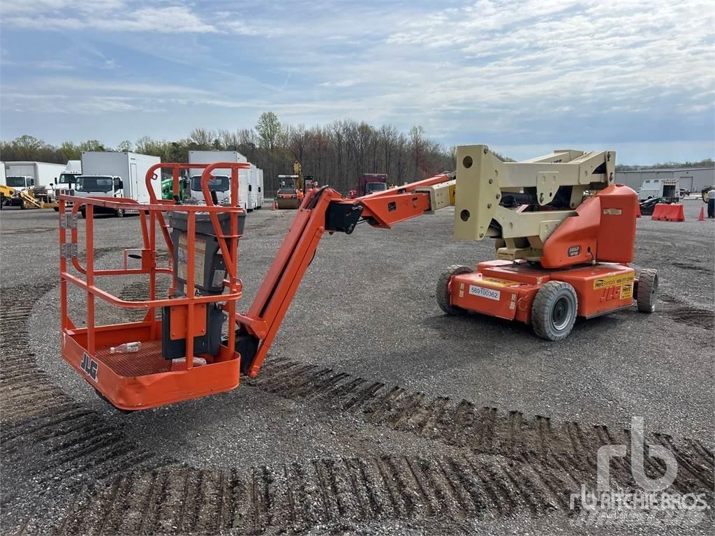 JLG E400AJPN Gelenkteleskoparbeitsbühnen