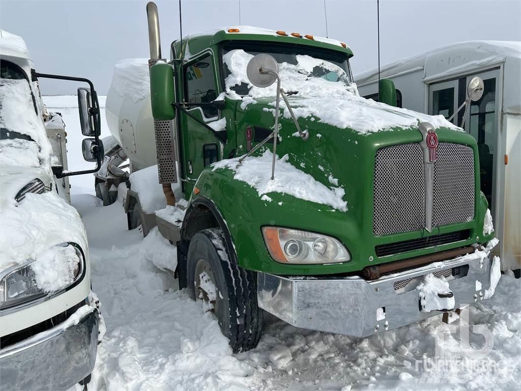 Kenworth T440 Betonmischer