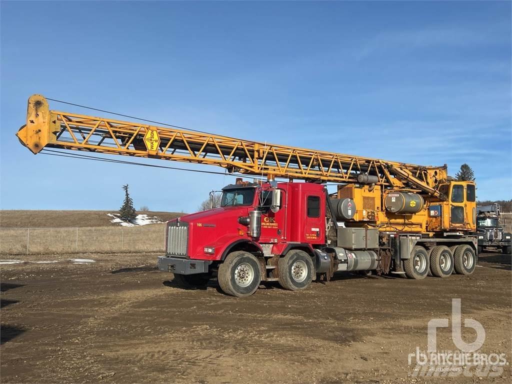 Kenworth T800 Fahrzeug mit mobiler Bohranlage