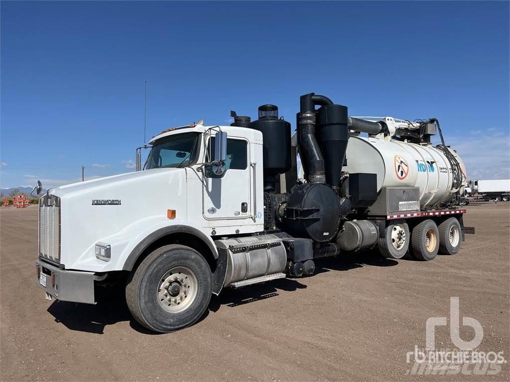 Kenworth T800 Saug- und Druckwagen