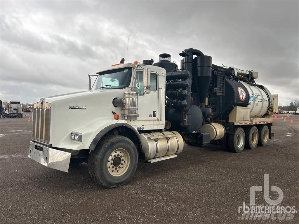 Kenworth T800 Saug- und Druckwagen