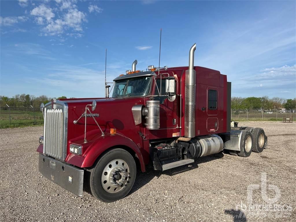 Kenworth W900 Sattelzugmaschinen