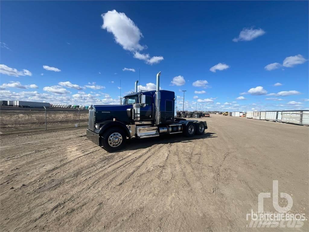 Kenworth W900 Sattelzugmaschinen