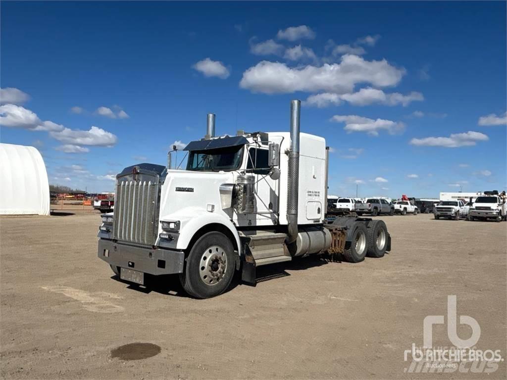 Kenworth W900 Sattelzugmaschinen