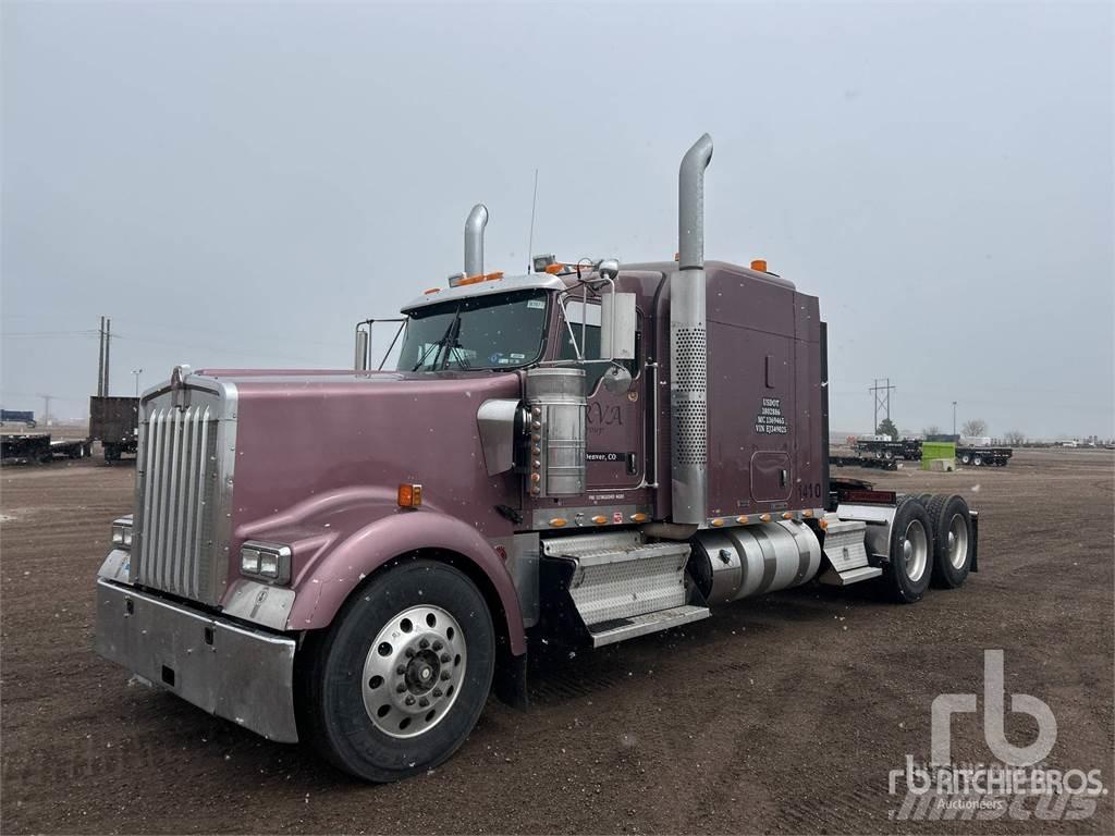Kenworth W900 Sattelzugmaschinen