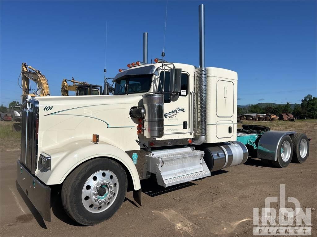 Kenworth W900 Sattelzugmaschinen