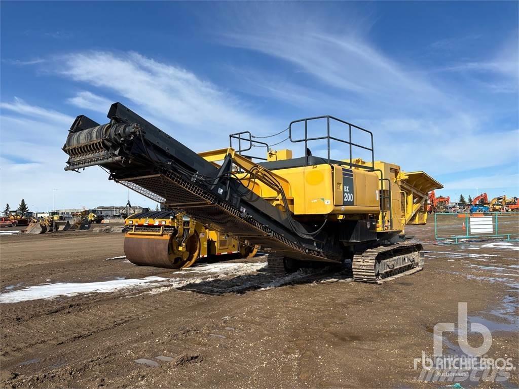 Komatsu BZ200 Sieb- und Brechanlagen