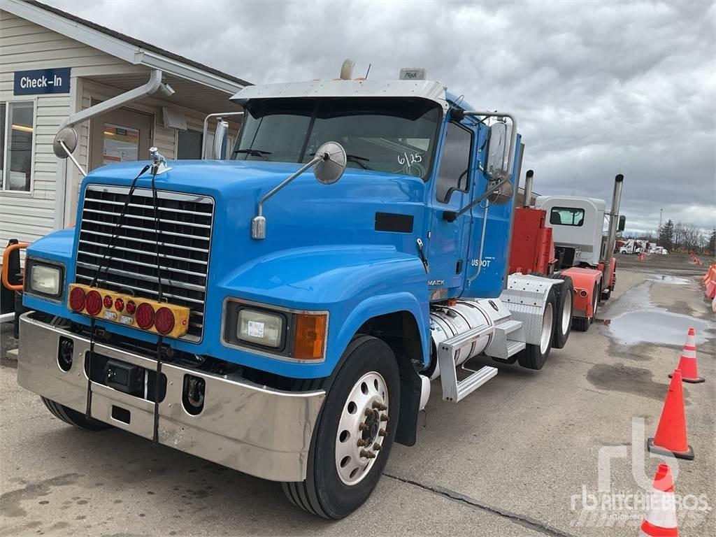 Mack CHU613 Sattelzugmaschinen