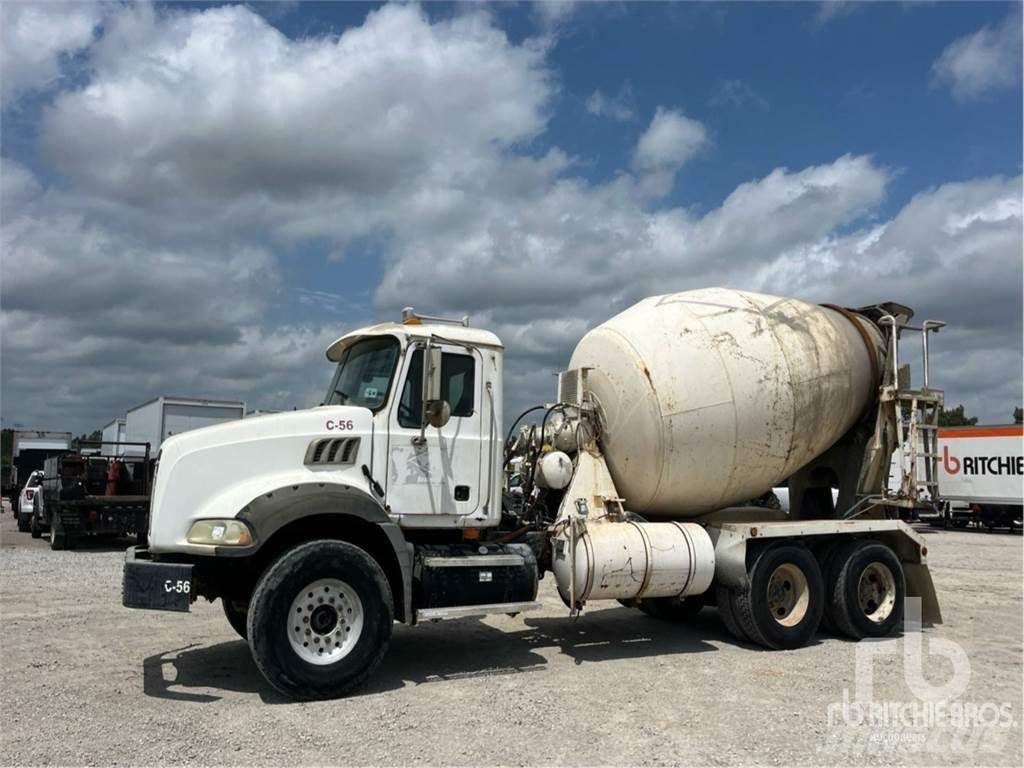 Mack CTP713 Betonmischer