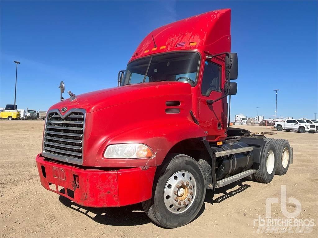 Mack CX613 Sattelzugmaschinen