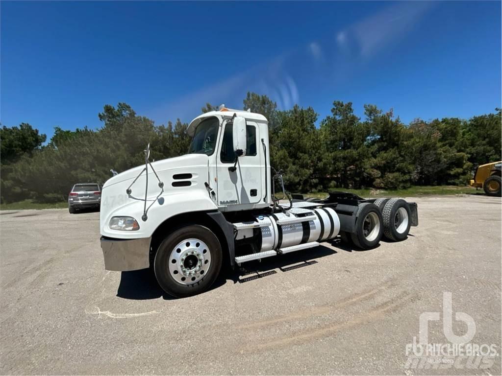 Mack CXU613 Sattelzugmaschinen