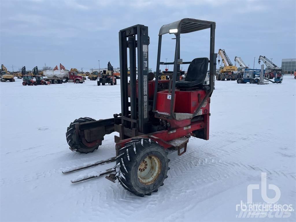 Moffett M5000 Geländestapler