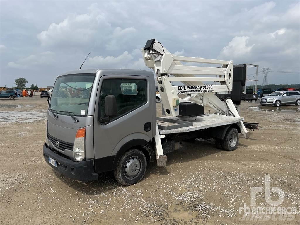 Nissan CABSTAR Anhänger-Arbeitsbühnen