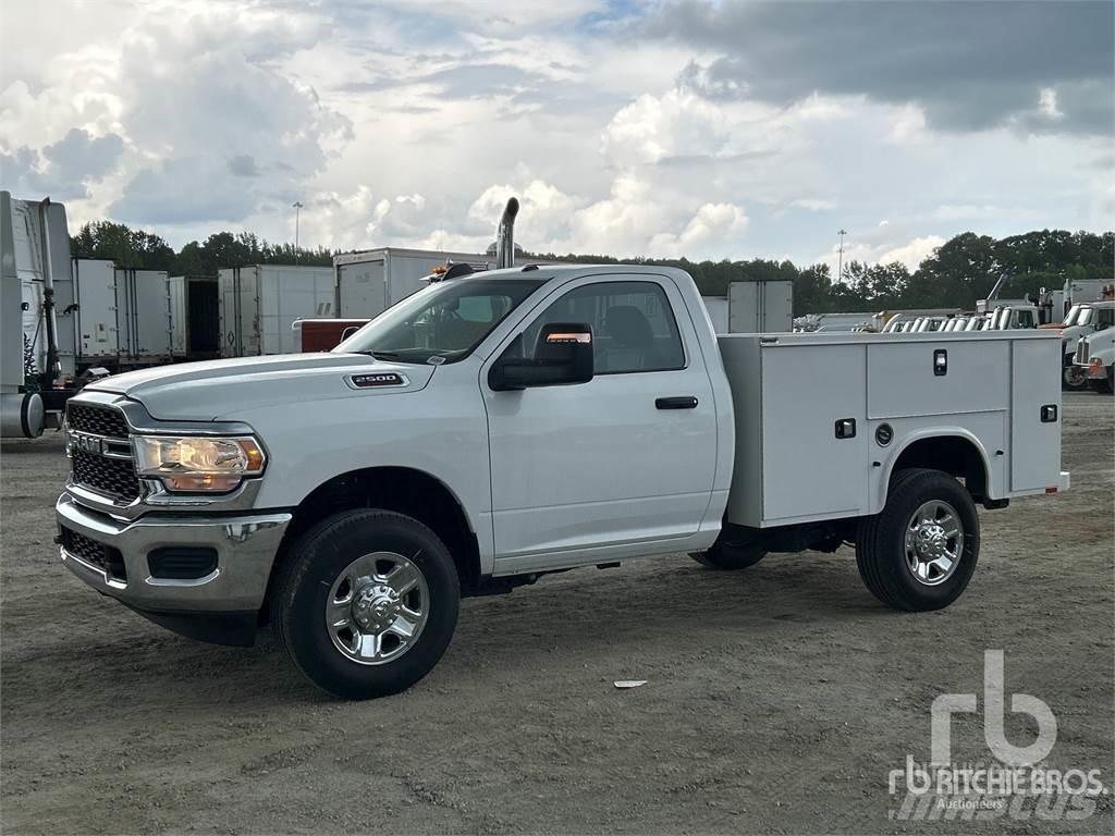RAM 2500 Kommunal-Sonderfahrzeuge