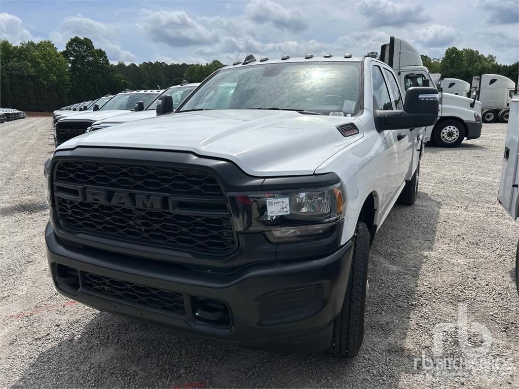 RAM 2500 Kommunal-Sonderfahrzeuge