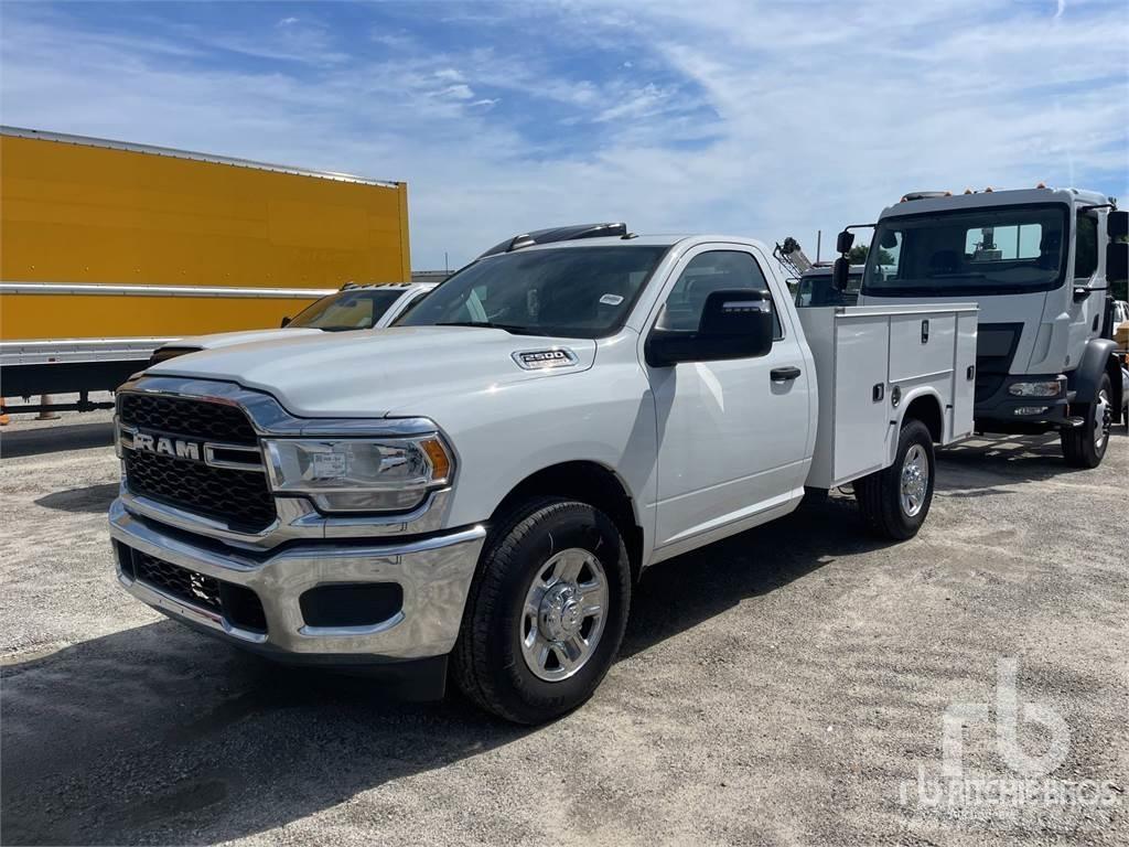 RAM 2500 Kommunal-Sonderfahrzeuge