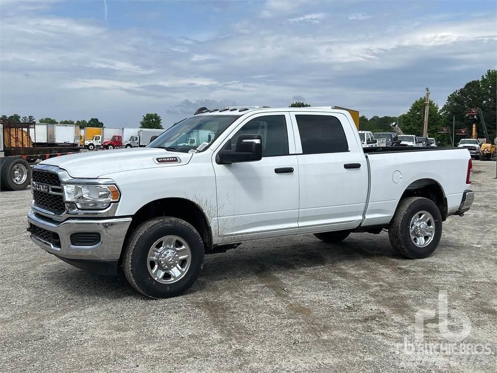 RAM 2500 Pickup/Pritschenwagen